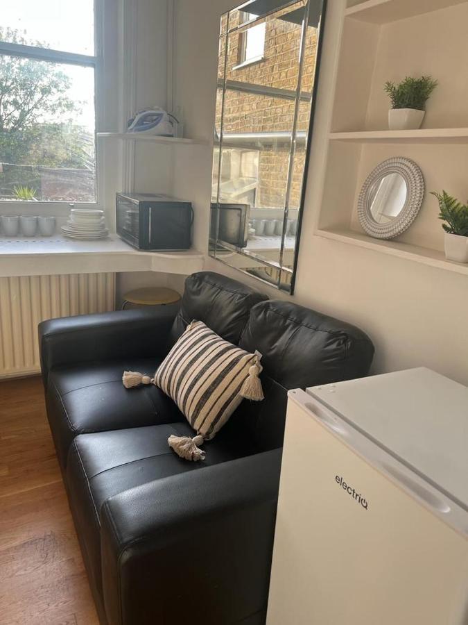 Lovely First Floor Flat-2 London Exterior foto