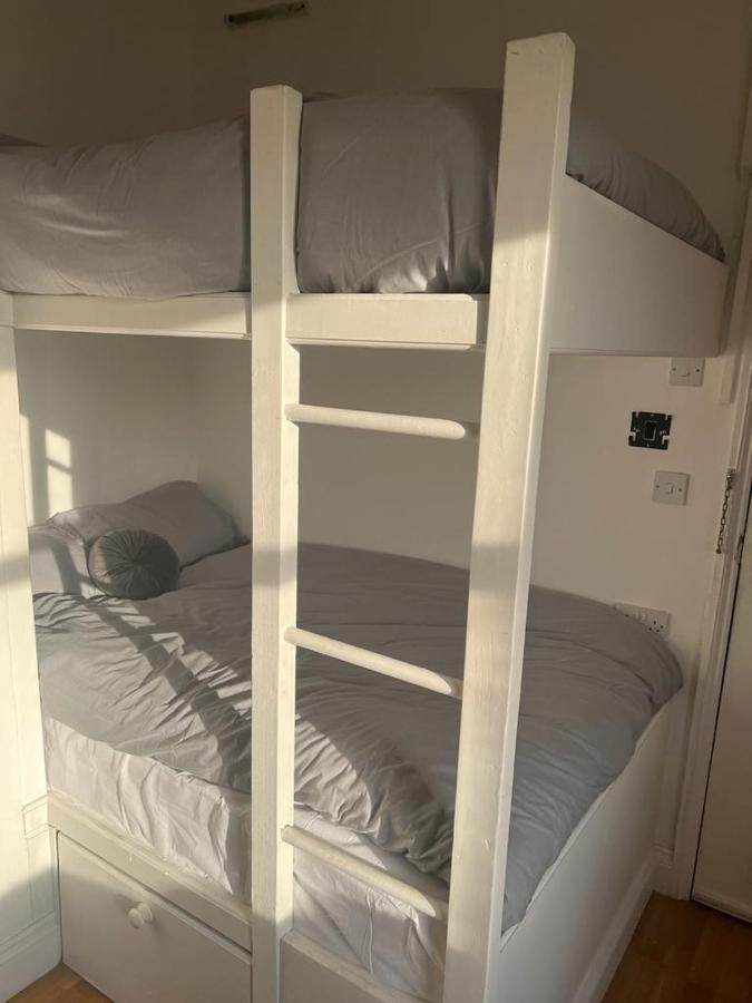 Lovely First Floor Flat-2 London Exterior foto